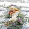 Fleurs décoratives artisanales guirlande chemin de Table artificielle Rose fleur vigne mariage pièce maîtresse