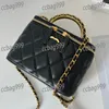 Metal Portable Women Kosmetyczna torba kosmetyczna z lustrzaną skórzaną pikowaną Crossbody Bag Trend Trend Moneta Portsa Klasyczna luksusowa torebka zakupowa fanny pakiet pochette