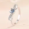 Bagues de cluster 0.5 Bague Moissanite Proposition de mariage Argent sterling 925 Six broches Femme Bowknot Femme Bijoux