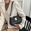 Sacs de soirée Vintage à la mode dames sous les bras sac à bandoulière couleur unie laque PU sac à main en cuir femmes marque de mode Simple femme chaîne sac à main 230629