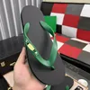 Designerskor kvinna sandal tofflor män flip -flops mjuka sulor non - glid slitage - resistent sommarklipp fötter bär splint sport strand sandaler män nya husskor