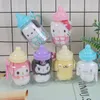 Kuromi Plush Keychains Cinnamoroll Kawaii Cartoon Baby Bottle Doll Kids Bag Pingente Acessórios Decore Toys Girl Gift LT0068