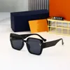 2023 piece fashion sunglasses toswrdpar glasses sunglasses designer men's ladies brown case black metal frame dark 50mm lens 9304