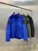 24SS ISLAND Chaquetas impermeables de doble capa para exteriores, insignia para hombre, solapa bordada, abrigos con cremallera de Metal, gabardina de retazos para hombre, charretera con manga de piedra, abrigos deportivos para correr