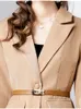 Zweiteiliges Kleid Büro Damen Herbst Winter Set Damen Blazer Zweiteiliges Set + Damen elastische Taille Rüschen Khaki Sets 2024