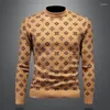 Herrtröjor Autum Vintertröja Högkvalitativ mode Jacquard Luxury Sticked Casual Male Slim Fit Warm Woolen M-5XL