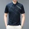 Polos pour hommes 2023 Été Col rabattu Polo T-shirt à manches courtes Business Mode Bouton Rayé Impression Lâche Casual Tops