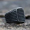 Anneaux de cluster Unique Bumps Square pour hommes et femmes Vintage en acier inoxydable Punk Biker Ring Heavy Metal Gothic Bijoux Whole284i