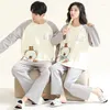 Mäns sömnkläder koreanska bomulls hemkläder kvinnor och män som matchar pyjamas uppsättning för vårparets tecknad söt pijama pareja masculino