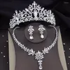 Naszyjnik Zestaw Wspaniałe kryształowe zestawy ślubne dla kobiet srebrne kolory nałogowe