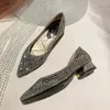 Klänningskor Guld Glittrande Rhinestone Pointed Toe Lamer Damfring 2023 Full Drill Flat Large Size 41 Female Ballet