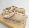 Womens Australia Designer Uggsly Boots Tasman Tazz Sheepes Sheerling منصة Slippers Winter Winter Classic