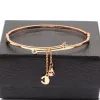 2023 Hot New Designer Charm Bangle Small Bell Bracelet for Women Luxury Pendant Jewelry Womens Womens Gold Love Links Bracelets Ladies Ornaments 팔찌 팔찌 팔찌 팔찌.