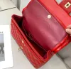 Borsa da donna di alta moda Borsa personalizzata Borsa a tracolla con catena dorata in pelle da donna Nero Bianco Rosa Frizione a spalla per bestiame Marchio famoso