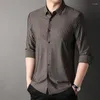 Men's Casual Shirts Seamless Vertical Striped Luxury Long Sleeve Business Single Breasted Spring Autumn Man Dress