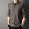 Camisas casuais masculinas sem costura vertical listrado luxo manga longa negócios único breasted primavera outono homem vestido