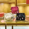 Tegoroczny popularny dla kobiet w 2023 r. Nowa niszowa sieć Lingge Crossbody Net Red Bucket Bag Inventorys 547