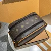 New Makeup Bag Designer the Tote Bags Luxury Handbags Fashion Women Bags two-in-one Wash Bag High Quality Clutch Bags Men Bag Genuine Leather Clutch Totes Embossing Bag