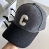 Бейсбольные кепки Snapbacks Дизайнерские спортивные шапки для женщин Встроенные кепки Модные мужские шапки с буквами C Casquette Шапки-бини ce шляпа Сиэтлская кепка OZBV