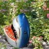 Dekorativa föremål Figurer Shark Garden Staty Novelty Floating Head Decor för utomhus inomhus uteplats gård konst 230928