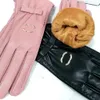 Designer Brand Letter Handskar för vinter- och höstmode Kvinnor Cashmere Mantens Glove Lovely Outdoor Sport Warm Winters Glovess 3Style