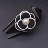 Intero tessuto coreano adulto grande parola nera bocca d'anatra clip artiglio semplice perla camelia fiore capelli accessori per capelli femminili1322f