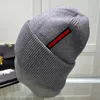 Beanie/Skull Caps Luxury Beanies Designer Hat Solid Color Winter Bean Fashion Design Knit Hatts Fall Woolen Cap Letter Jacquard Unisex Warm Casquette Burbery Homme