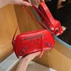 Kobiety Nowy trend w 2023 r. Lokomotywa nitów kwadratowy mały wysokiej jakości jedno ramię w torbie crossbody Model 9236