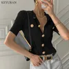 Kvinnors stickor Tees Woman Chic Cardigan Summer Elegant Temperament O-Neck Big Button Design Slim Solid mångsidig kvinnlig kort stickning Topp 230928