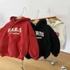 Erkek Hoodies Sweatshirts Kore tarzı Gevşek Mektup Baskı Kapşonlu Yenidoğan Bebek Hoodies Uzun Kollu Sonbahar Kış Bebek Sweatshirt Erkek Kızlar 231003