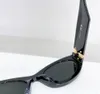 Oval solglasögon Gold Black Women Designer Solglasögon Shades UV400 -glasögon med låda