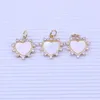 Collane con ciondolo 10 pezzi Ciondolo a forma di cuore Sunburst placcato in vero oro 18K con supporto in madreperla Love Pave CZ Shell