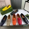 Lyxdesigner män loafersyellow blå orange moccasins italienska skor glid på män klänning skor original manlig kontorsfest bröllop drive casual skor