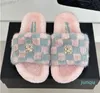 Camellia C päls tofflor Womens Ladies Luxury Checker Plaid Sandaler Slides Winter Keep Warm House Platform Flat Mule Home Fuzzy Sandles