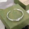 Fascino di lusso Gioielli da donna Bracciale in argento Semplice splendida apertura Doppio strato Annodare un design Moda ed elegante design Nobile Bracciale da donna elegante