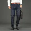 Men's Jeans Nuevos pantalones vaqueros de negocios para hombres, pantalones vaqueros de trabajo rectos informales, clásicos, azules y negros, ropa de marca masculina, talla 32-38L231003