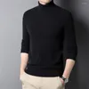 Męskie swetry Wysokiej jakości jesienna/zimowa wełna ciepła dzianina skocznia stała kolor Slim-Fit Business Casual Turtleeck Knitwear