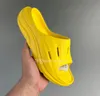 Hoka One One Ora Recovery Slide 3 Chinelos Sandálias de Designer Hokas Sapatos para Homens Mulheres Triplo Branco Preto Amarelo Cinza Navy Sliders Summer Beach Slippe