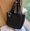 Lyxdesigner hinkväska kvinnor handväskor messenger damer axel äkta läder tote handväska korsbodi handväska utomhus väskor #25*21.5*14 cm