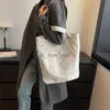 TOTES 2023 Nouveau sac d'épaule de mode de haute qualité Sac à bandoulière décontracté Sac de grande capacité Sac fourre-tout polyvalent 240407