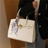 and Westernized Handbag 2023 New Light Luxury Fashion Scarf High Quality Single Shoulder Portable Dinner Bag model 9236