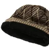Beralar Çok sayıda-Co Kış Örme Yetişkin Şapkalar Kadınlar için Kapaklar Artı Kadife Sıcak Beanie Cap Casual Elastik Ekose Erkek Şapka Bonnet Tut