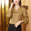 Kvinnors blusar M-4XL 2023 Spring Autumn Women Top V Neck Long Sleeve Workwear Ol Blouse Beaded Solid Color Casual Satin Shirt