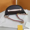 10a Bum Bag Millionaire Designer nyaste Stlye Famous Bumbag Cross Body Shoulder Bag Autn Material Midjeväskor Bum Unisex Midjepåsar Midjetpackar