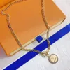 Fashion Pendant Necklace Designer for Women Gold Necklaces Gift T Buckle Chain Love Couple Family Round Brand Letter Necklace Jewelry Celtic Style Chain