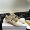 Famoso marchio Ava classic Ballet Scarpe Lady Fashion Retro Style Dress Designer Designer Luxury's Versatile Bowtie Casual Scarpe Casualmente di alta qualità Cucchi bassi