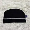 20SS VARMT 2022 BEANIE KVINNOR Vinter Mens Hat Casual Sticked Caps Hats Män Sport Cap Black Grey White Yellow Hight Quality Skull CA282R