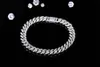 Chains Dernières VV de haute qualité Moisanite Diamond 925 Bijoux en argent 8 mm Longueur 20 pouces Collier Cuban Link pour femmes