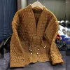 女性のトレンチコートmiyakeレトロディスクバックルプリーツコットンパッド服