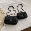 Jesienne i zimowe teksturowane mały pachnący wiatr dla kobiet Nowy moda wszechstronna miękka crossbody z zachodnią torbą łańcuchową Model 9236